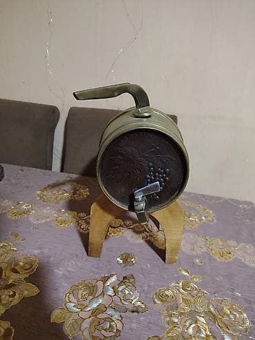 бачок: Metal mini barel/dispensor – dekorativ içki çəlləyi - Material: metal — 2