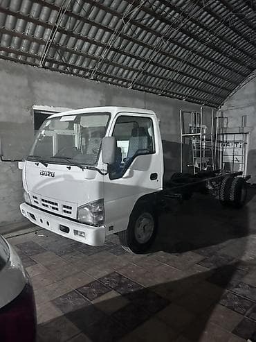 mercedes sprinter 7 1: Isuzu orta tonnajlı yük avtomobili – şassi versiyası - Marka/model — 3