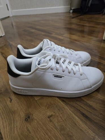 adidas different: Idman ayaqqabıları Adidas kişilər üçün. 42-ci ölçü. Bir həftə geyindim — 4