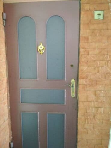 9 ci mikrorayon satilan evler: Bakı, Günəşli, 3 otaqlı, Köhnə tikili, 80 kv. m — 13