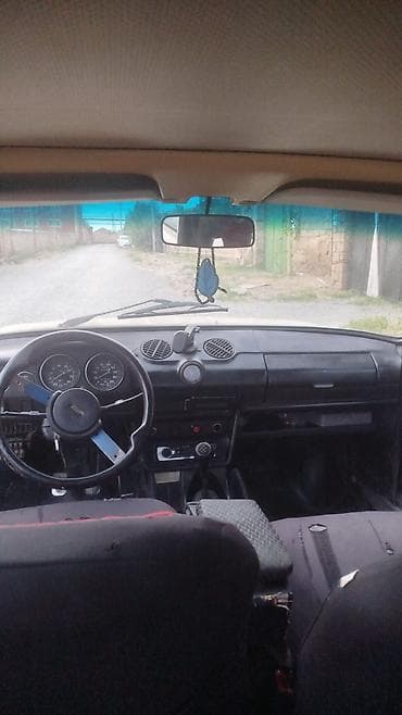 arxa stoplar: VAZ (LADA) 2106: 1.5 l | 1993 il 4325 km Sedan — 5