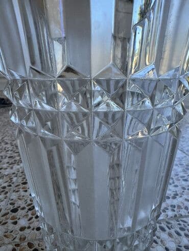 neman xrustal instagram: Bir vaza, Xrustal — 3