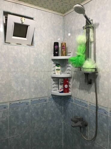 xırdalanda yeni tikili bina evləri: Ev Sumqayıt Dövlət Universitetinin yaxınlığında yerləşir.Tələbə — 7