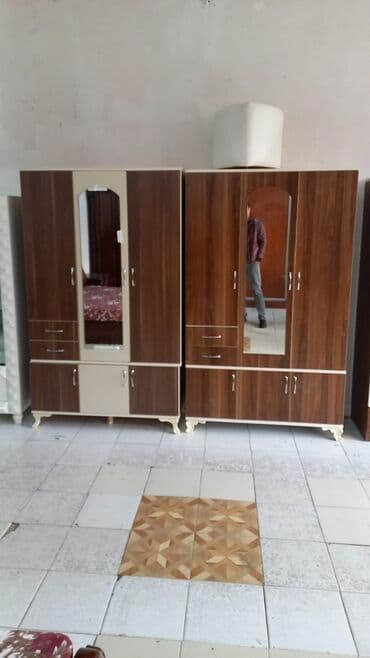 kupe şkaf: Yeni, Kupe, 3 qapılı Düz dolab, Dolab-asılqan, Azərbaycan — 25