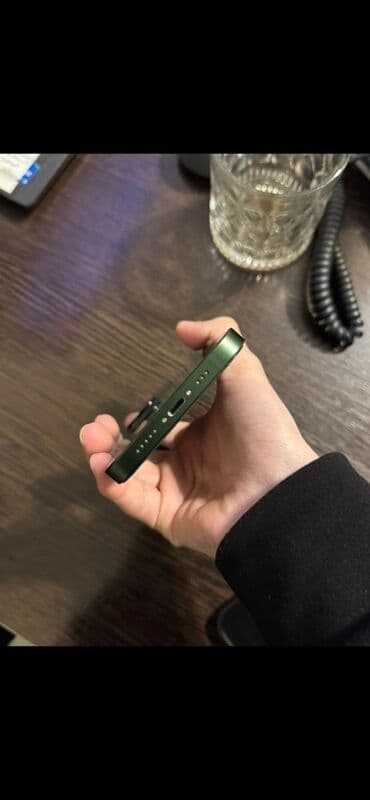 купить бу айфон 13: IPhone 13, Зеленый, Face ID — 6