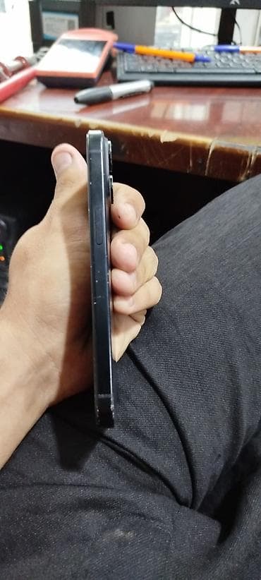 pubg hesab satışı pulsuz: IPhone 15, 128 GB, Black Titanium, Zəmanət, Barmaq izi, Face ID — 6