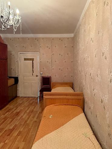 ev menzil: Yasamal rayonu, İnşaatçılar metrostansiyasının yaxınlığı, 158 nömrəli — 3