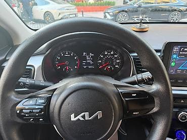 opel astra 1.7 diesel: Kia Rio: 1.6 l | 2022 il Sedan — 3