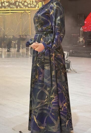 Baş geyimləri: Ziyafət donu, Maksi, Yargıcı, M — 1