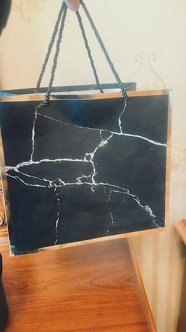 Vazalar: Hədiyyə qutusu, rəng - Qara — 3