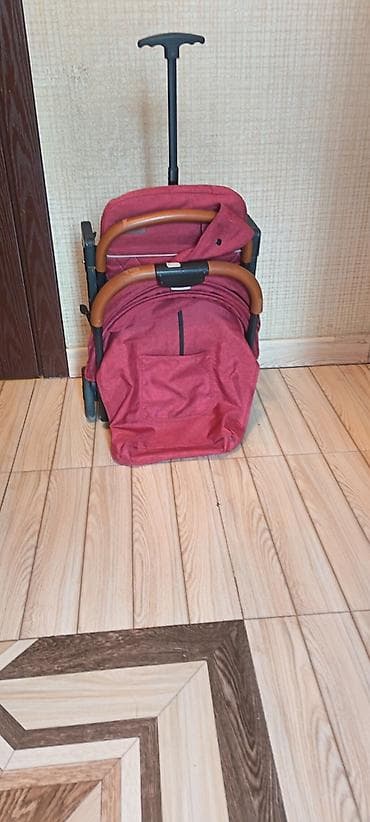 mamako qiymeti: Uwaq arabasi
Yaxsi veziyyetde. 
Qiymet 55azn, 
Unvan. 
Bine savxoz — 7