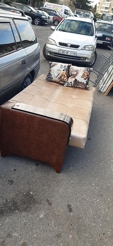 elif mebel: Divan sifariwle hazirlanir. Reng secimi var. Kitab kimi acilir Sandigi — 3