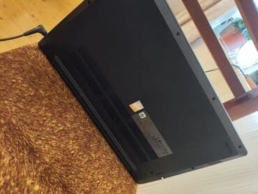 Masaüstü kompüterlər və iş stansiyaları: Lenovo 15.6" noutbuk Xüsusiyyətlər: - Ekran: 15.6" mat panel, dar — 3