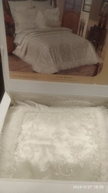 постельное белье люби: Yataq üçün Yeni rəng - Ağ Yataq örtüyü, Ünvandan götürmə — 1