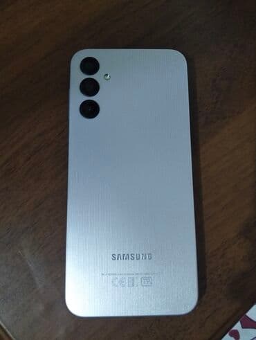 a 20 s: Samsung Galaxy A14, rəng - Gümüşü, Sensor — 1