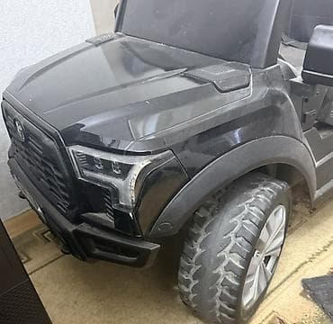 Uşaq üçün elektrik maşınları: Az istifade olunmuş uşaq üçün elektrikli minik maşını ( 500 azn — 3