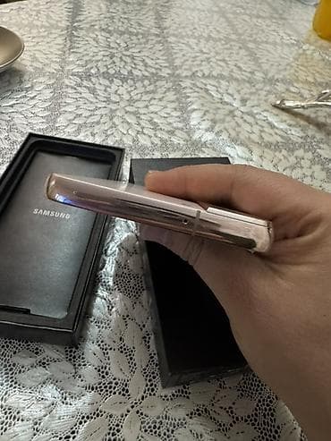 mini iphone x: Samsung Galaxy S22, rəng - Çəhrayı, Simsiz şarj — 6