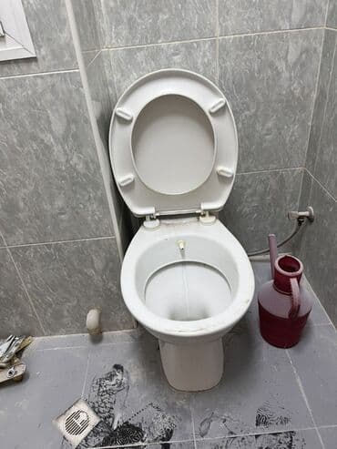 Жидкие обои: Qapaqlı ayaqyolu qabı (unitaz) – doldurma və boşaltma çıxışları ilə — 1