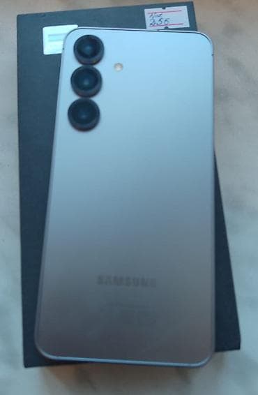Samsung Galaxy S25, 256 GB, rəng - Gümüşü, Zəmanət lalafo.az -da Samsung Galaxy S25, 256 GB, rəng - Gümüşü, Zəmanət
