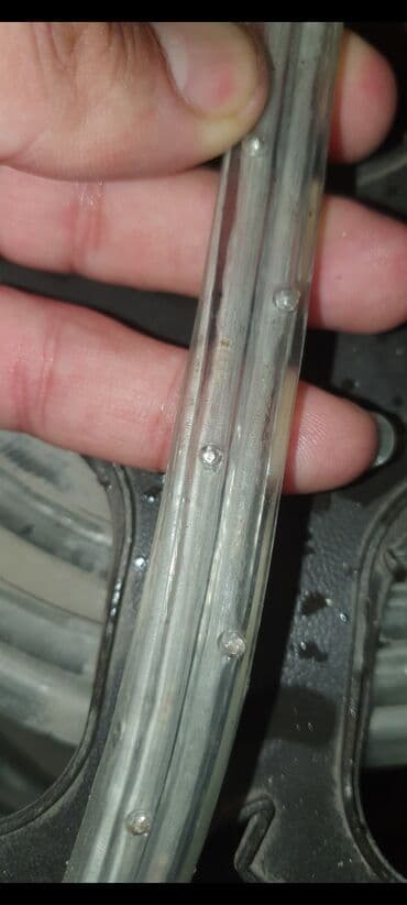 elektron metrə: Gizli işıq yaşıl rəng 100 metr göy 70 metr var real alıcı əlaqə — 2