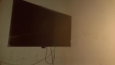 oyun diski: Divar asılqanlı LED televizor - Təxmini ölçü: 40–43 düym ekran - LED — 1