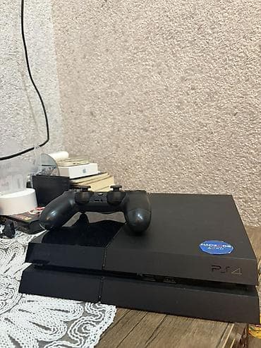 Ps4 slim 1orgınal pult 500gb yaddas 6.72sv qiymet 400 endırım olacaq