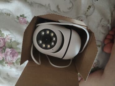 insta 360 qiymeti: Ağ rəngli, fırlanan korpuslu təhlükəsizlik kamerası. Led işiq, gecə — 7