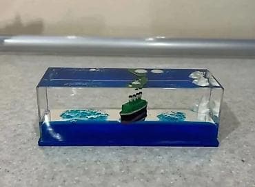 14 diski: Masaüstü dekor – maye içində gəmi maketi - Şəffaf akrildən — 2