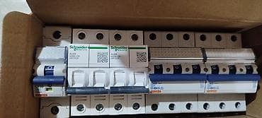 digital kabel tv: Schneider Electric Elektrik avtomat, 3 faza, 400 Vt — 3