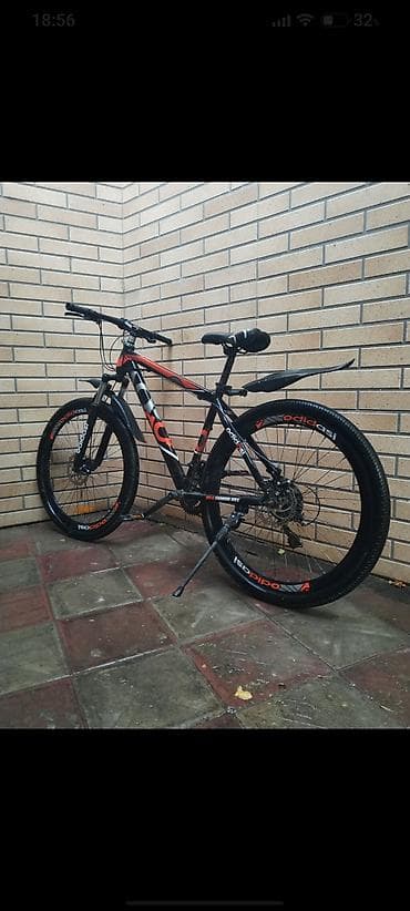 velesupet: İşlənmiş Şəhər velosipedi Adidas, 28", sürətlərin sayı: 12, Ünvandan götürmə — 4