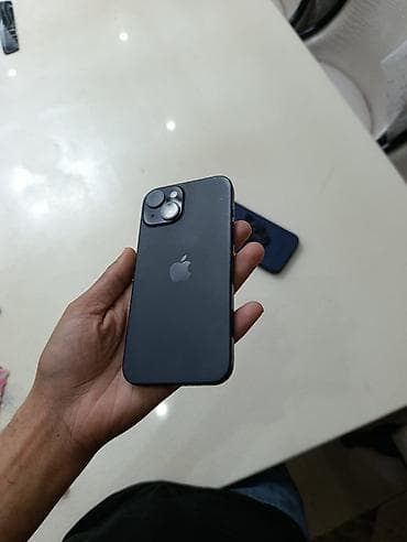 philips xenium 9@9d: IPhone 15, 128 GB, Qara, Face ID — 7