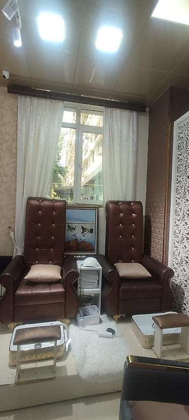 Pedikür kreslosu ikili 200 AZN.birlewikdi
Nesimi*afa 21077