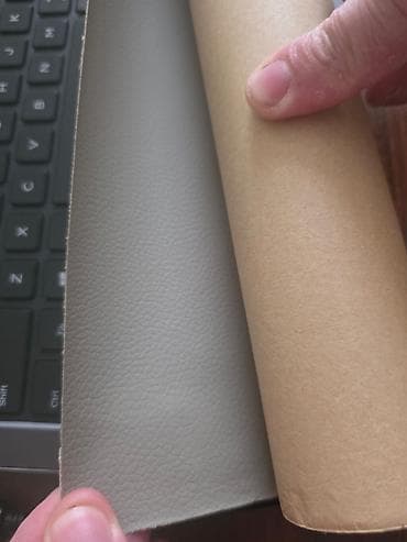 Öz-özünə yapışan süni dəri rulon - Rəng: açıq boz (light gray) -