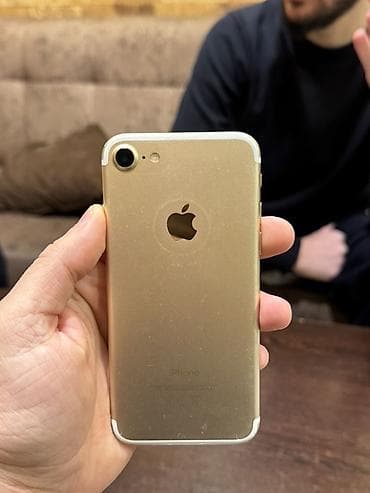 iphon 7 plus: IPhone 7, Qızılı, Barmaq izi — 4