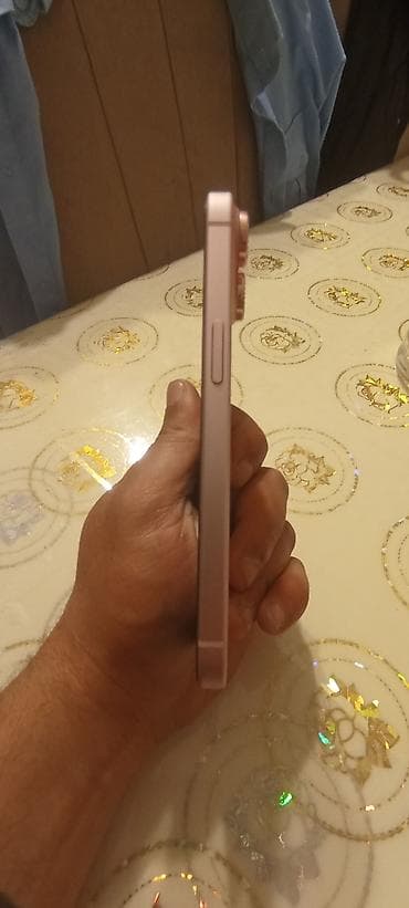 iphone 16 islenmis: IPhone 15, 128 GB, Çəhrayı, Simsiz şarj, Face ID — 4