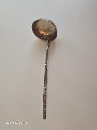 xirdalan gurcu xengeli: Melxior çömçələr hər biri ayrılıqda 10 azn — 3