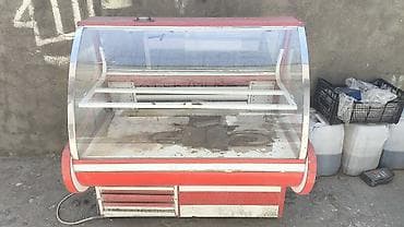 kompressor 100l: Soyuduculu vitrin – mağaza/kafe üçün - Tip: Ön şüşəli — 1