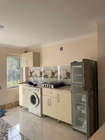 дом с бассейном: 60 м², 2 комнаты — 1