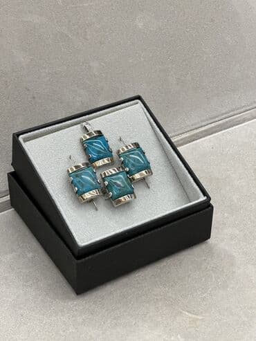 золотые серьги купить в баку: Dəstə daxildir: Üzük, Sırğa, Kulon, Gümüş, 925 Əyar, 18 g — 3