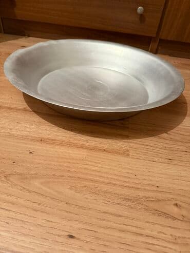 uşaqlar üçün qaşıqlı boşqablar: Alüminium ləyən – geniş ağızlı, dərin formalı. Xüsusiyyətlər: - — 2