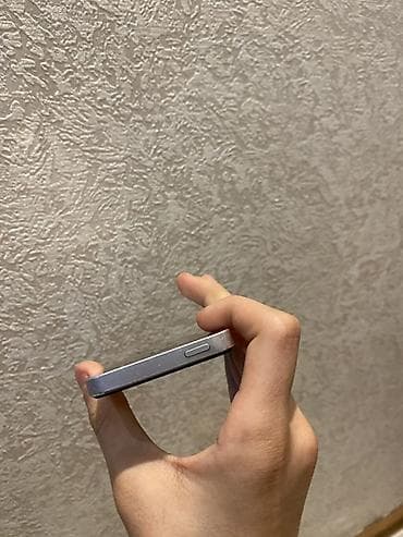 iphone 6s almaq bu: IPhone SE, 32 GB, Gümüşü — 7