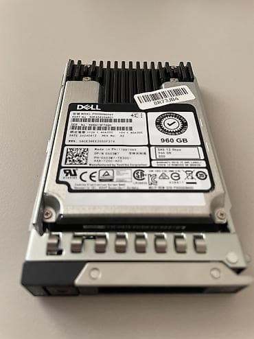 disk satışı: Dell Enterprise SAS SSD 960GB 2.5"

Satılır. 2 ədəddir. Yenidir — 2