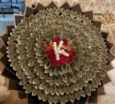 süni gul: Sifarisle hazirlanir — 30