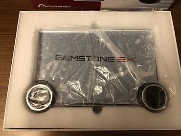 Monitorlar: GEMSTONE 2.0 avtomobil multimedia sistemi - Ekran: 2K çözünürlük — 3