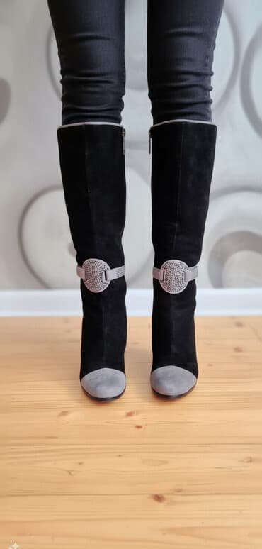 çəkməcə: Uzunboğaz, Ölçü: 38, rəng - Qara, Yeni — 1