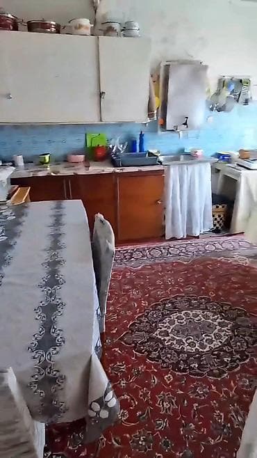 1 комнатная квартира студия: Satılır: həyət evi və geniş torpaq sahəsi 5 otaqlı 8 sot ərazi - — 5