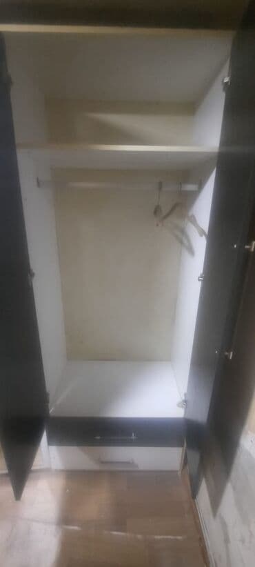 Декор и интерьер: Распашной, 5 дверей Прямой шкаф, Гардеробный шкаф — 3