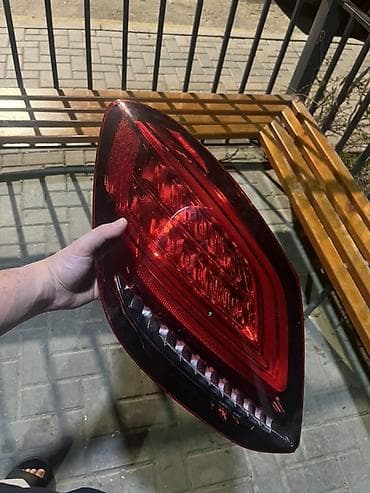 audi 80 2 e: Mercedes 
W205 arxa stop işiqlari
Orginal üstden çixma — 2