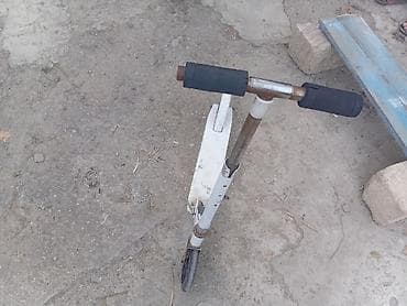 prius teker: Uşaq skuterı – mexaniki (ayaqla itiləmə) - Rəng: ağ gövdə, qara — 1