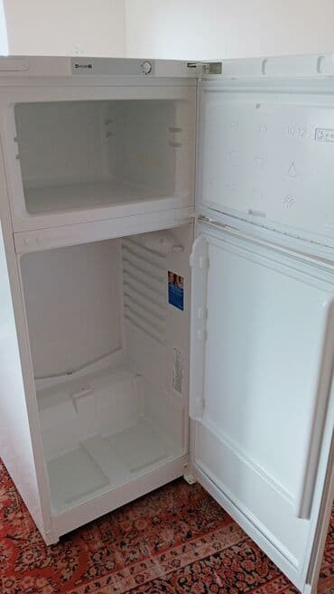 2 двери Indesit Холодильник Продажа, цвет - Белый — 10